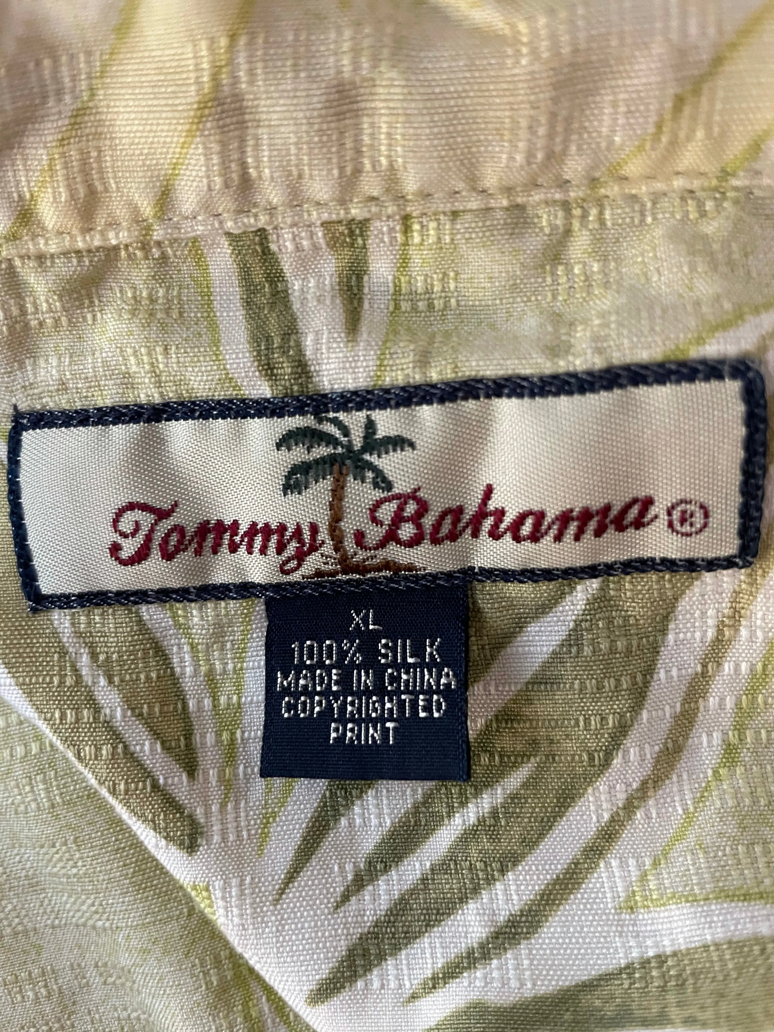 <€€*v Mens TOMMY BAHAMA Silk Yellow Floral Hawaiian Print Camp XLarge Pocket
